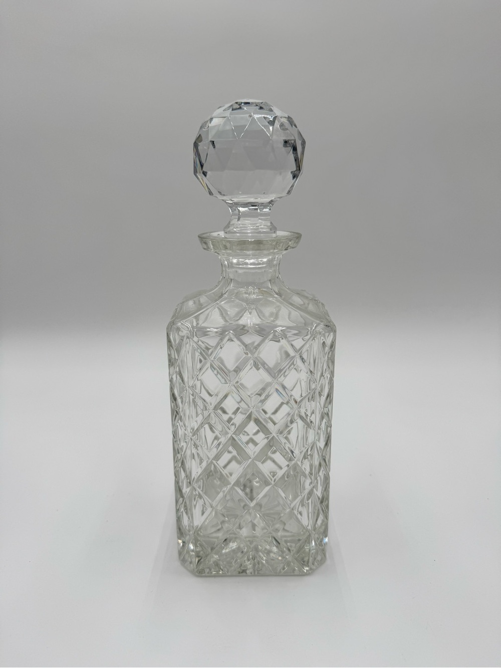 Classic Clear 24%+ Lead Crystal Cut Glass Decanter  w/Faceted Stopper Yugoslavia